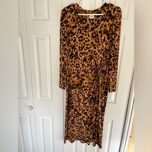 NWT CAbi Selma Dress; Medium